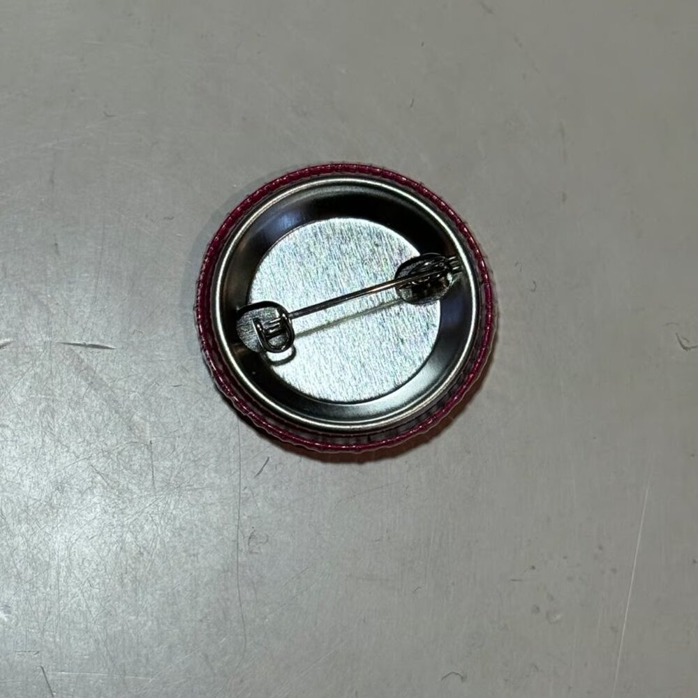 Barbie Pin - Picture 2 of 2